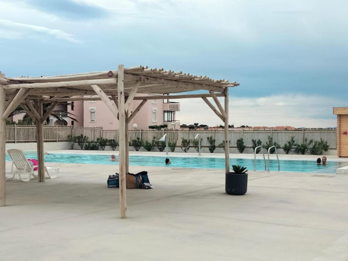 T2 30M2 Piscine Lac Mer Le Barcares Luaran gambar
