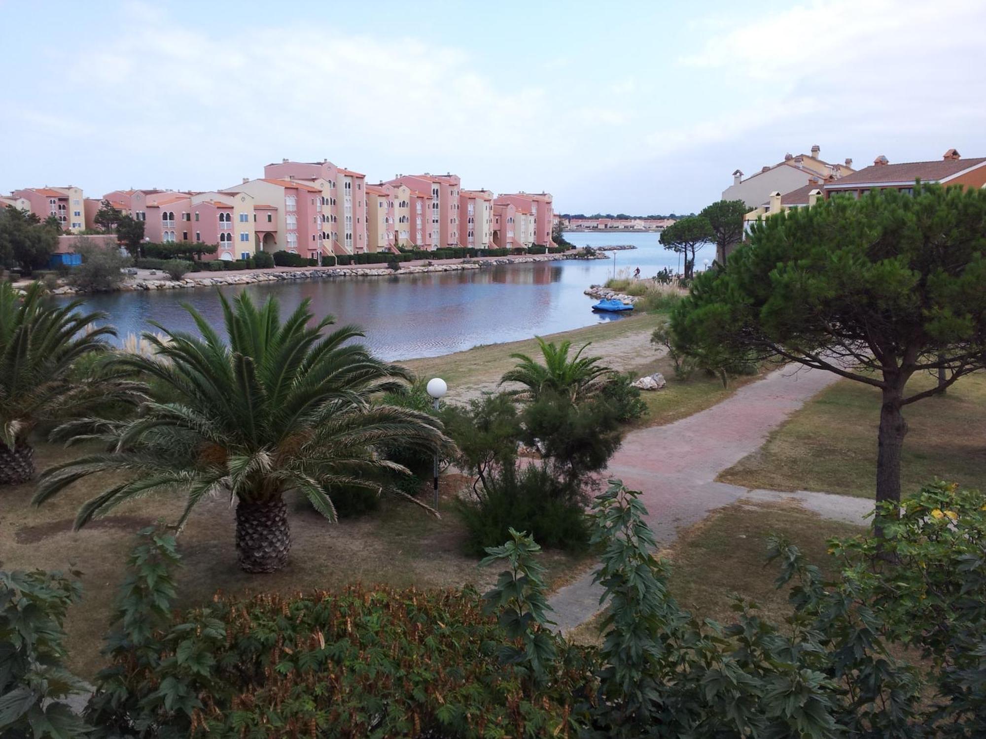 T2 30M2 Piscine Lac Mer Le Barcares Luaran gambar